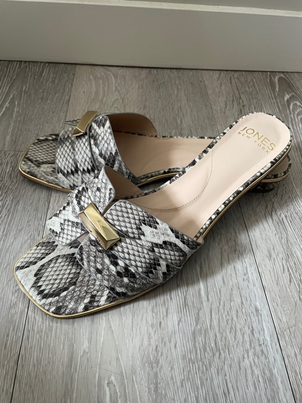 Jones New York Square Toe Mule Sandal Snakeskin Animal Print Size 10